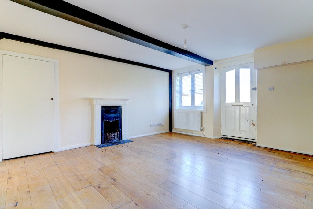 The Common, Stokenchurch, High Wycombe, Buckinghamshire, HP14 - Image 2