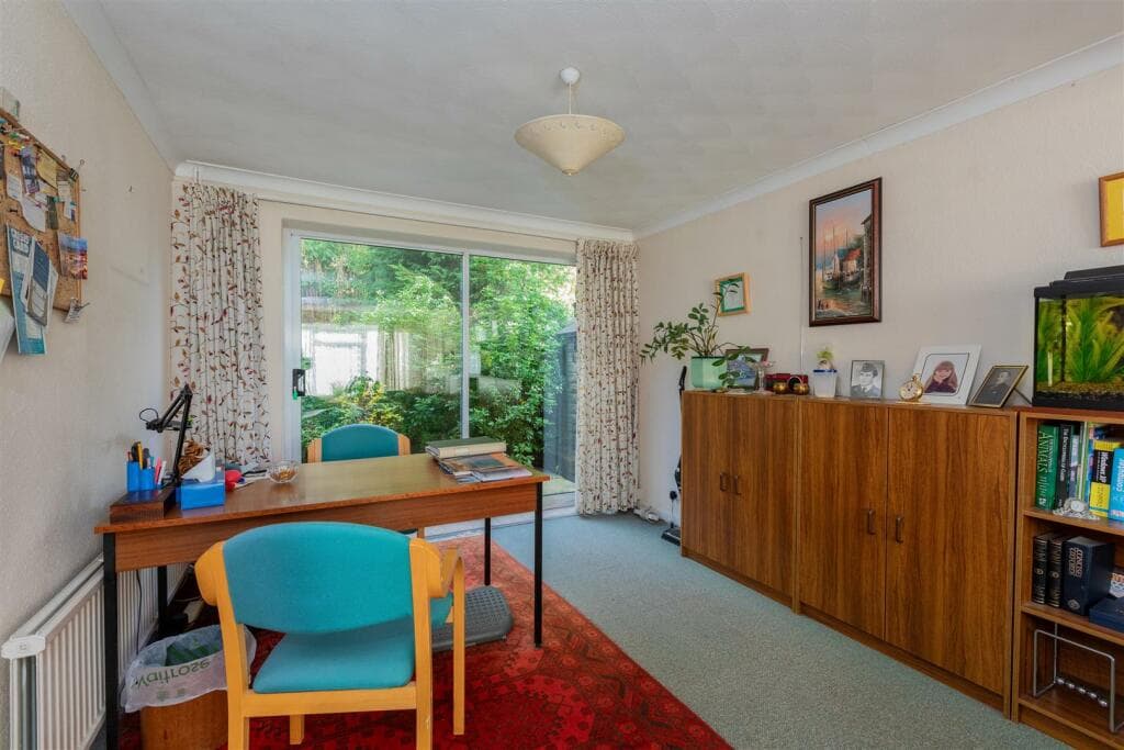Wootton Way, Maidenhead - Image 3