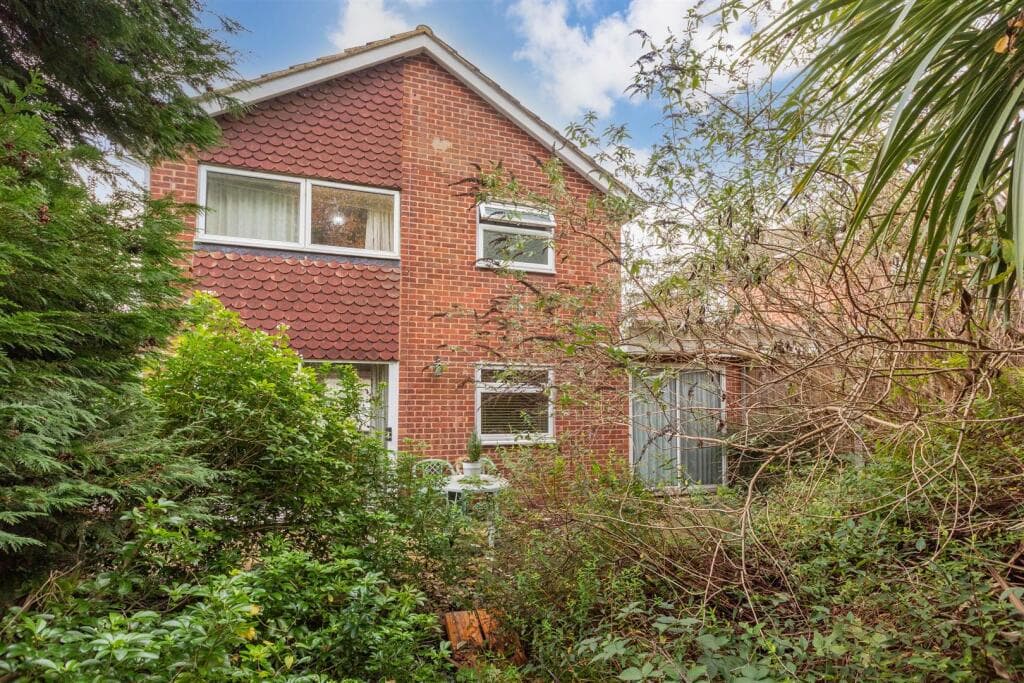 Wootton Way, Maidenhead - Image 8