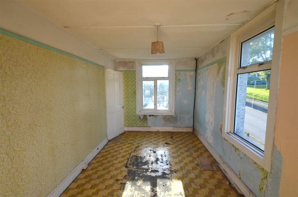 Falmouth - Image 7