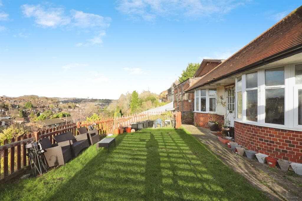 Carrington Road, High Wycombe - Image 6