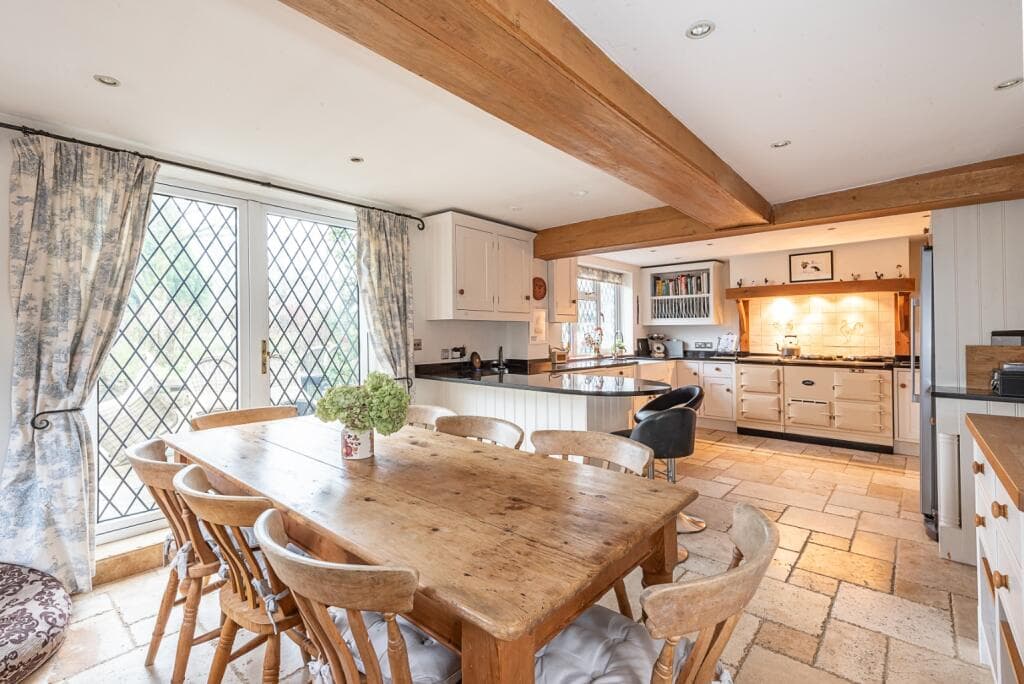 The Old Farmhouse, Heath End, Berkhamsted, Herts - Image 6
