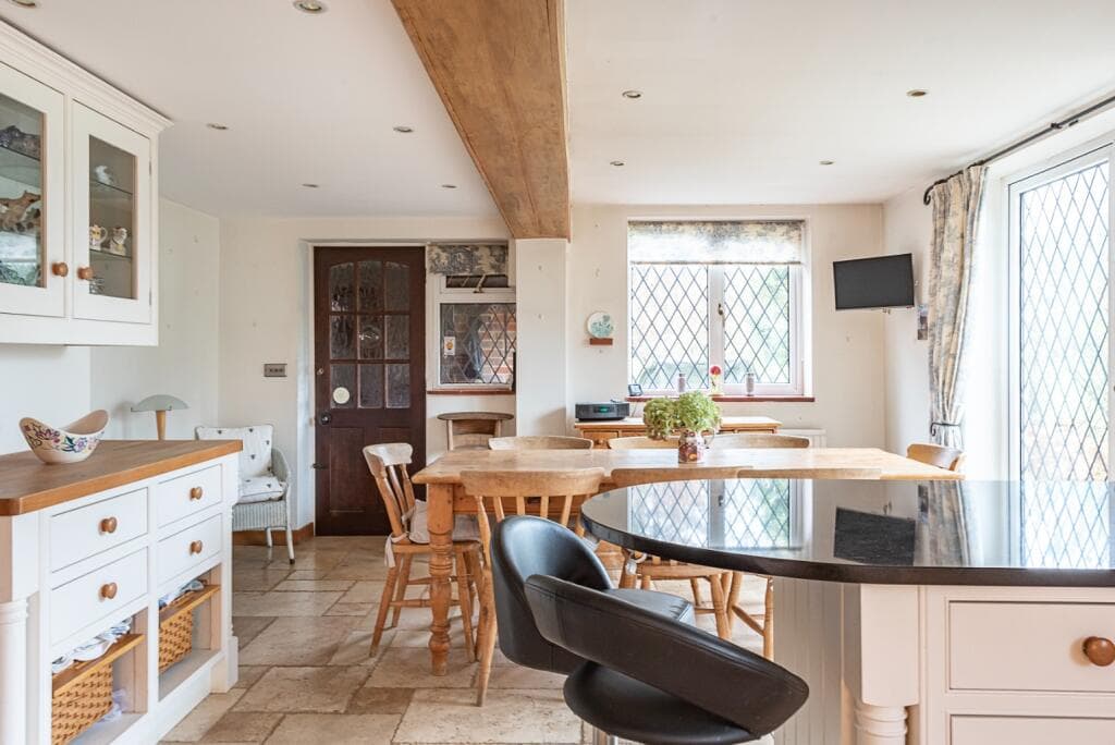 The Old Farmhouse, Heath End, Berkhamsted, Herts - Image 7
