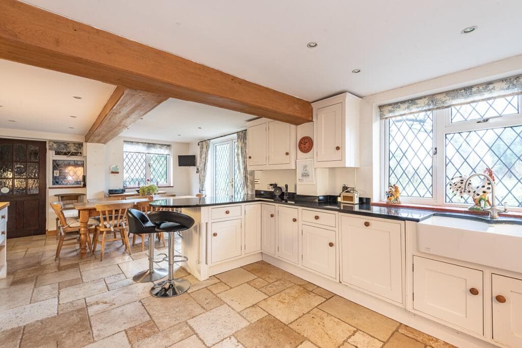 The Old Farmhouse, Heath End, Berkhamsted, Herts - Image 8