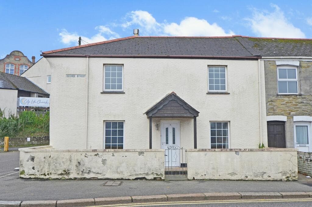 George Street, Truro, TR1 - Image 1
