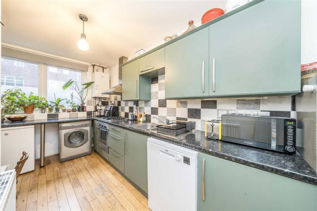 Gilmore Road, Lewisham - Image 10