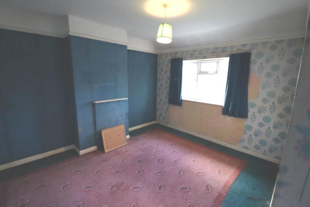 Jubilee Road Downley - Image 6