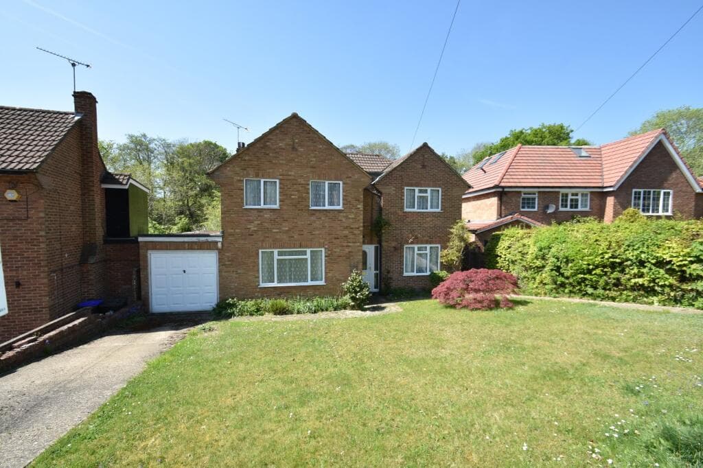 View property at The Uplands, Gerrards Cross, Buckinghamshire, SL9