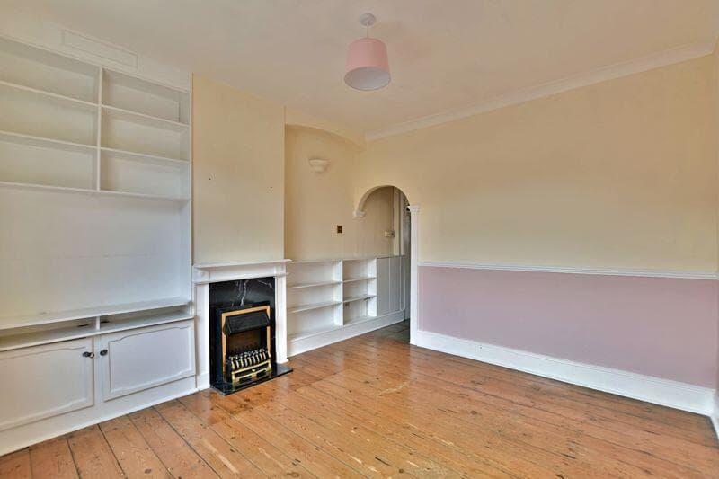 Hungate, Lincoln - Image 4