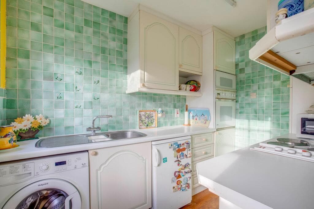 7 Twitchell Road, Great Missenden, HP16 - Image 7