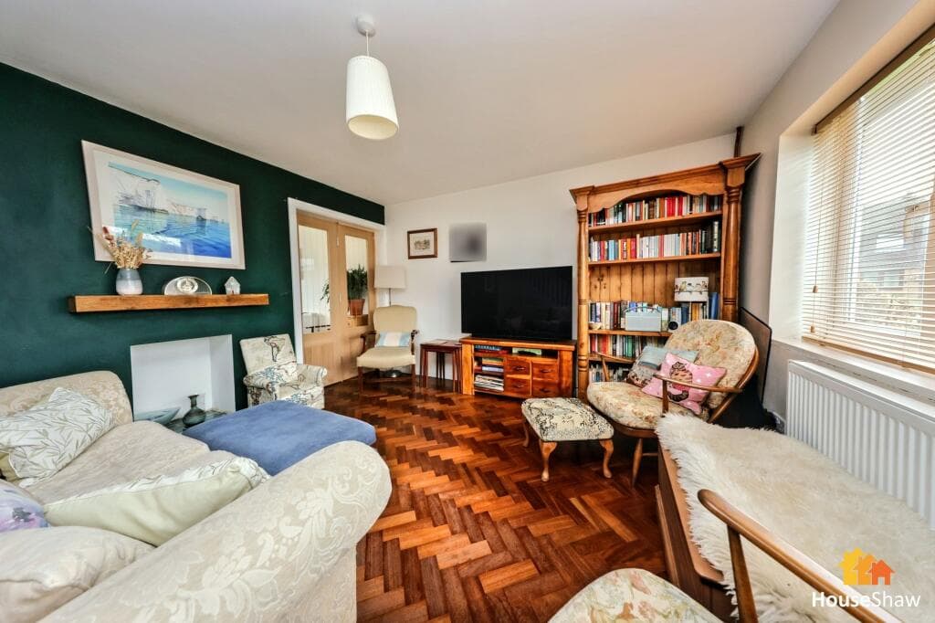 Willoughbys Walk, Downley Village, HP13 5UB - Image 3