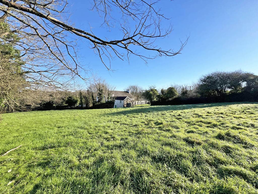 Rural outskirts - Redruth, Cornwall - Image 3