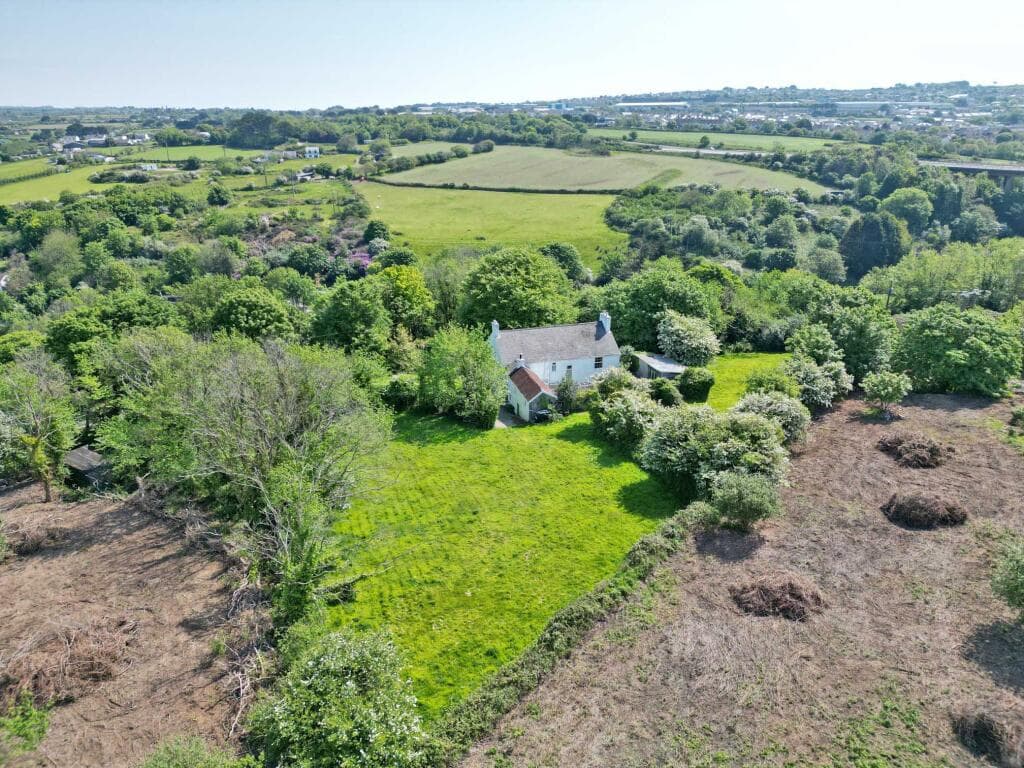 Rural outskirts - Redruth, Cornwall - Image 6