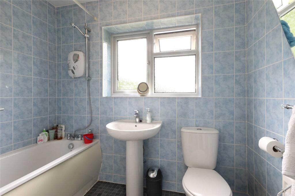 Mayflower Way, Beaconsfield - Image 10