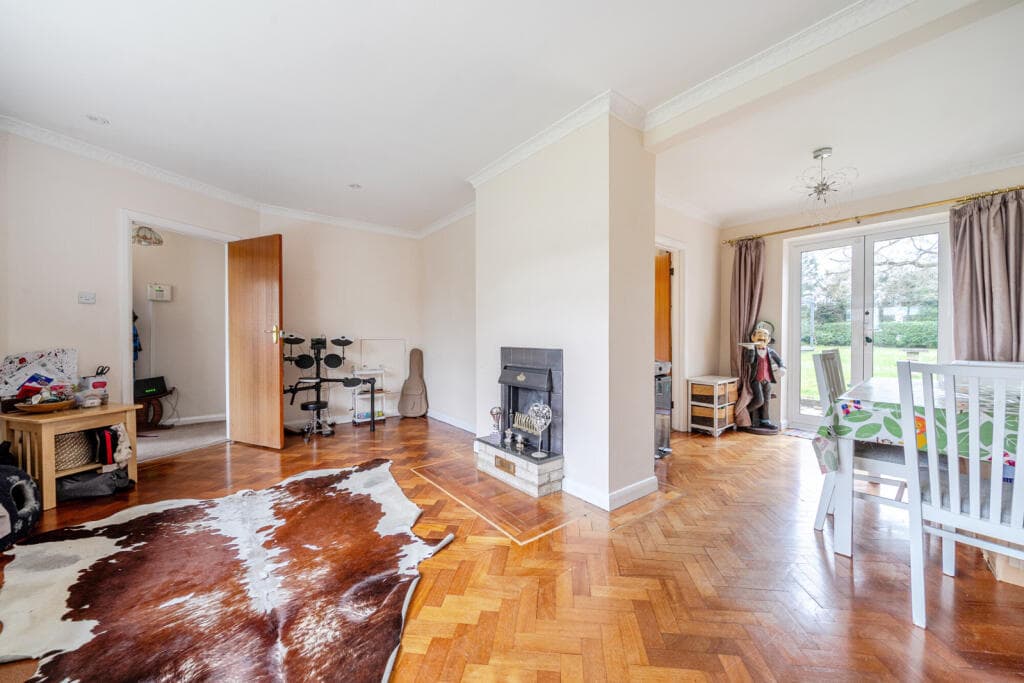 Mayflower Way, Beaconsfield - Image 6