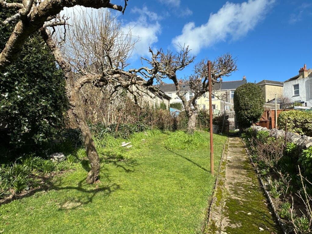 Carlton Road, Torquay, TQ1 1LZ - Image 2