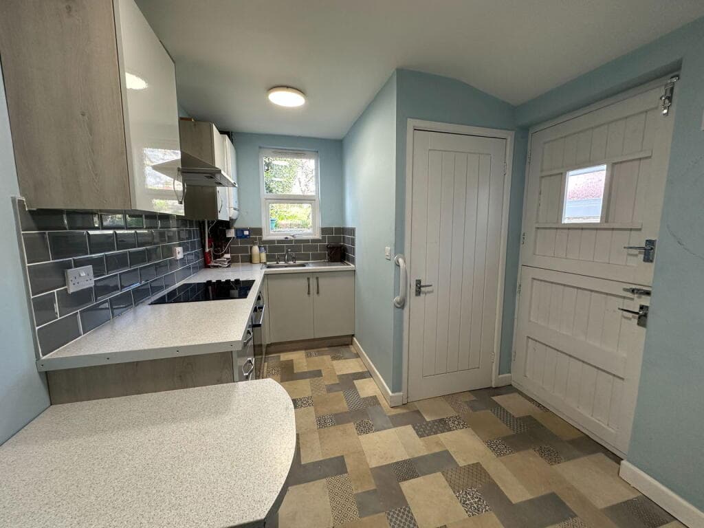 Carlton Road, Torquay, TQ1 1LZ - Image 5