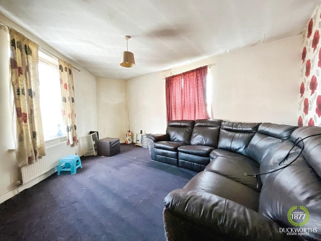 New Chapel Street, Blackburn, BB2 - Image 2