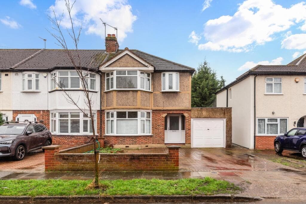 Glenthorpe Road, Morden - Image 1