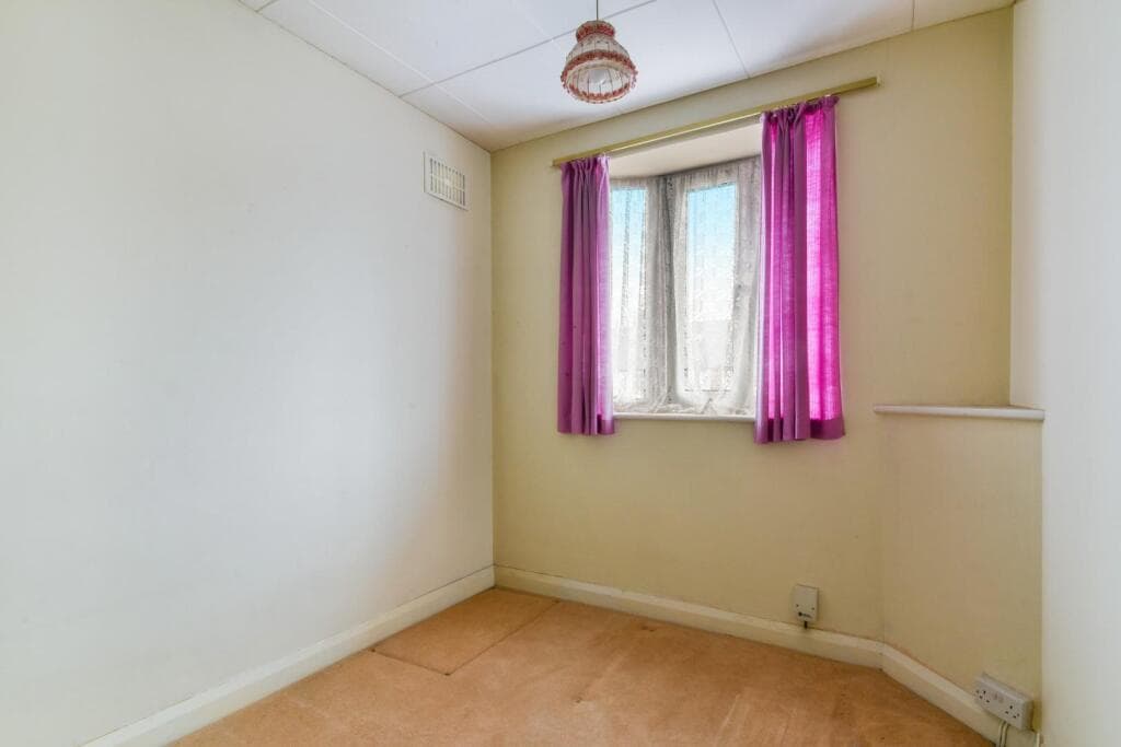 Glenthorpe Road, Morden - Image 9