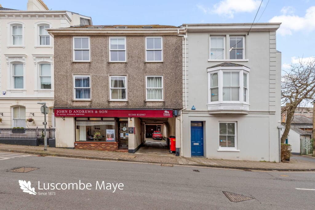 Fore Street, Kingsbridge - Image 11
