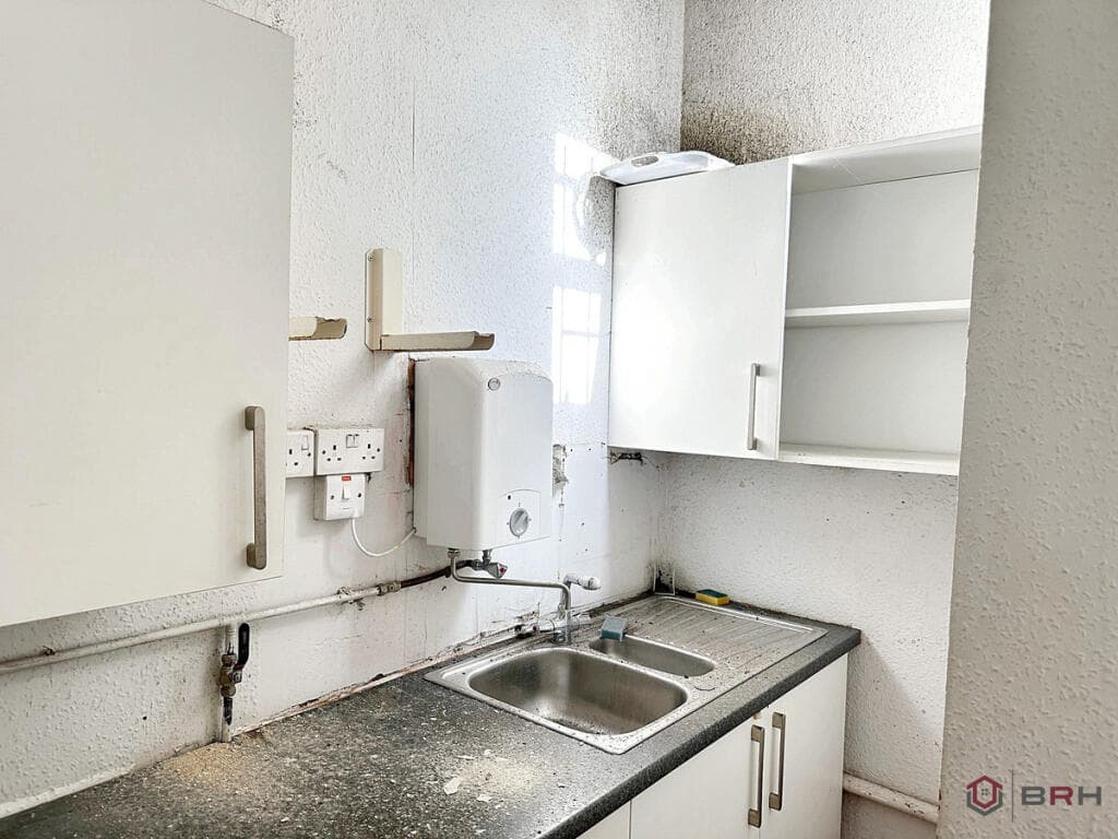 College Street, Rotherham, S65 - Image 6