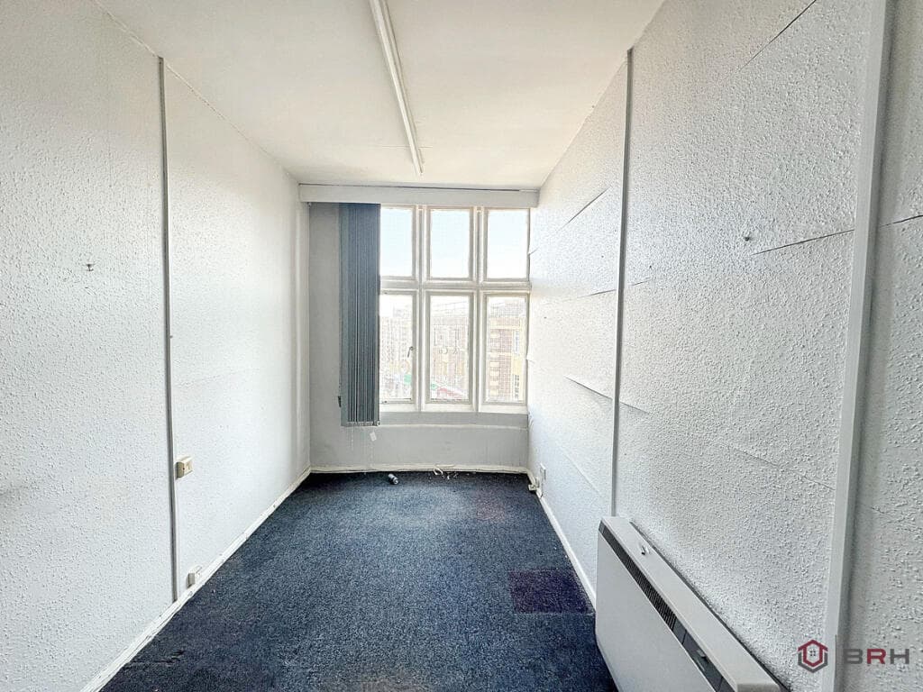 College Street, Rotherham, S65 - Image 8