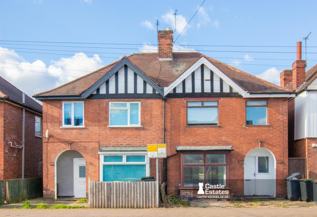 Queens Road, Beeston, NG9 2BD - Image 1