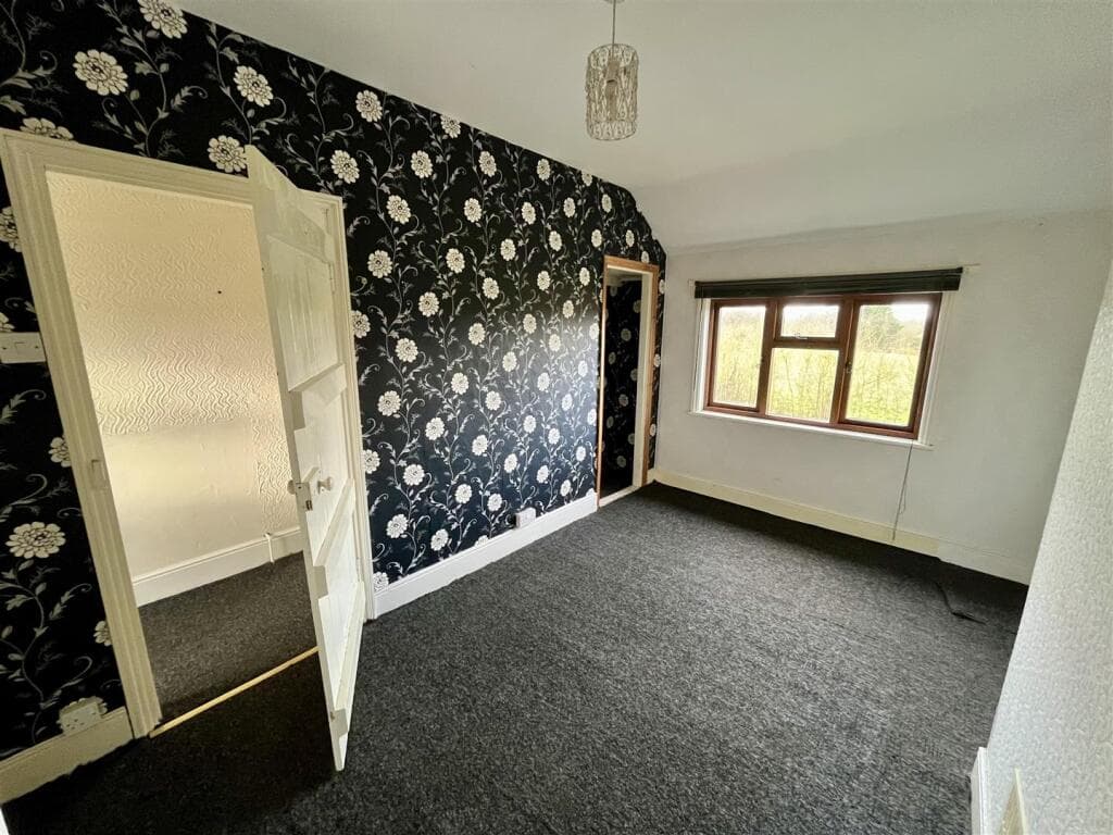 Bath Hills Road, Earsham, Bungay - Image 9