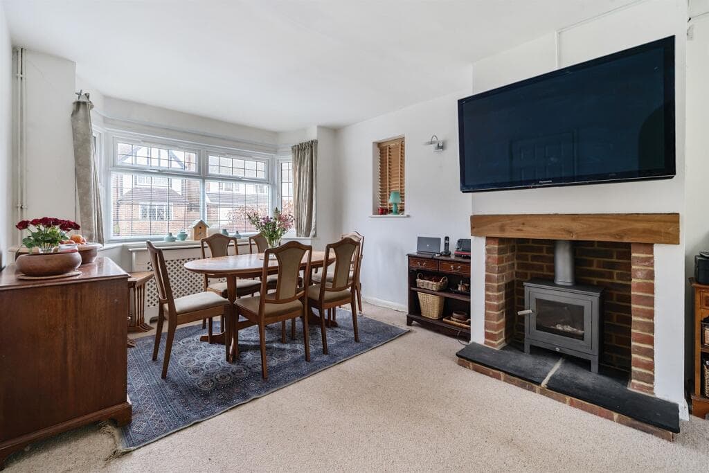 Archer Close, Maidenhead - Image 4