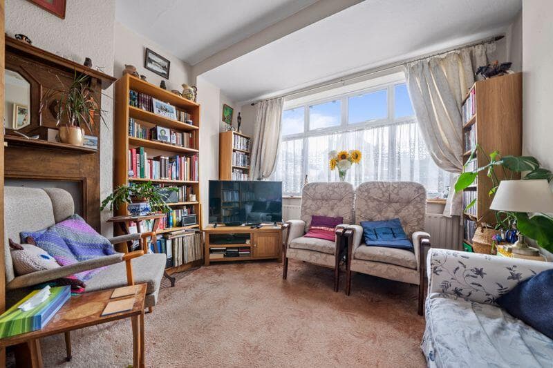 St. Philips Avenue, Worcester Park - Image 2