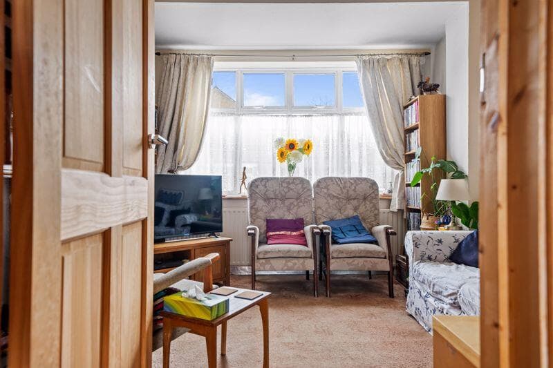 St. Philips Avenue, Worcester Park - Image 4