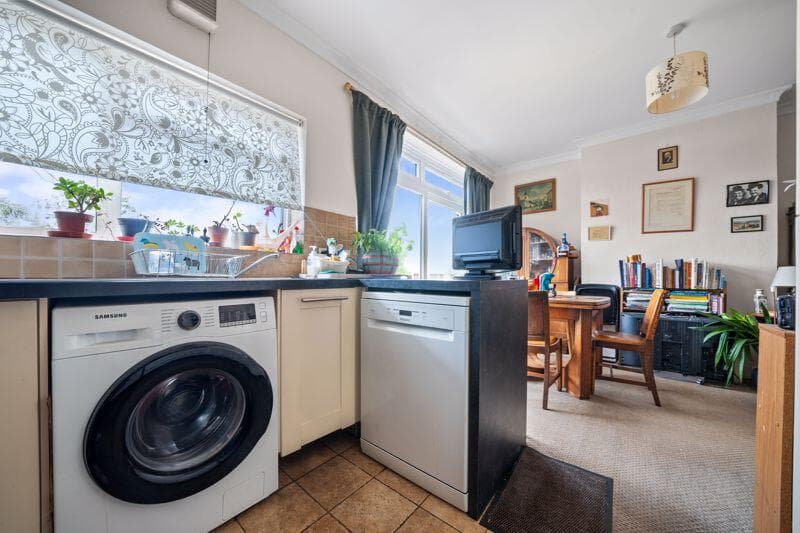 St. Philips Avenue, Worcester Park - Image 7