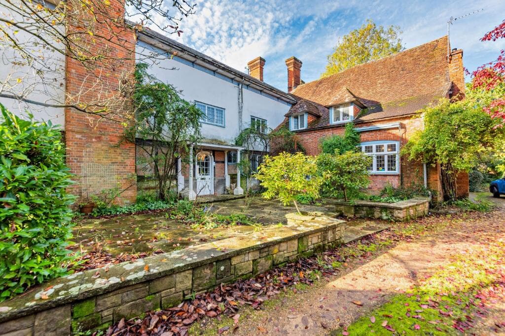Sutton Courtenay, Oxfordshire - Image 4