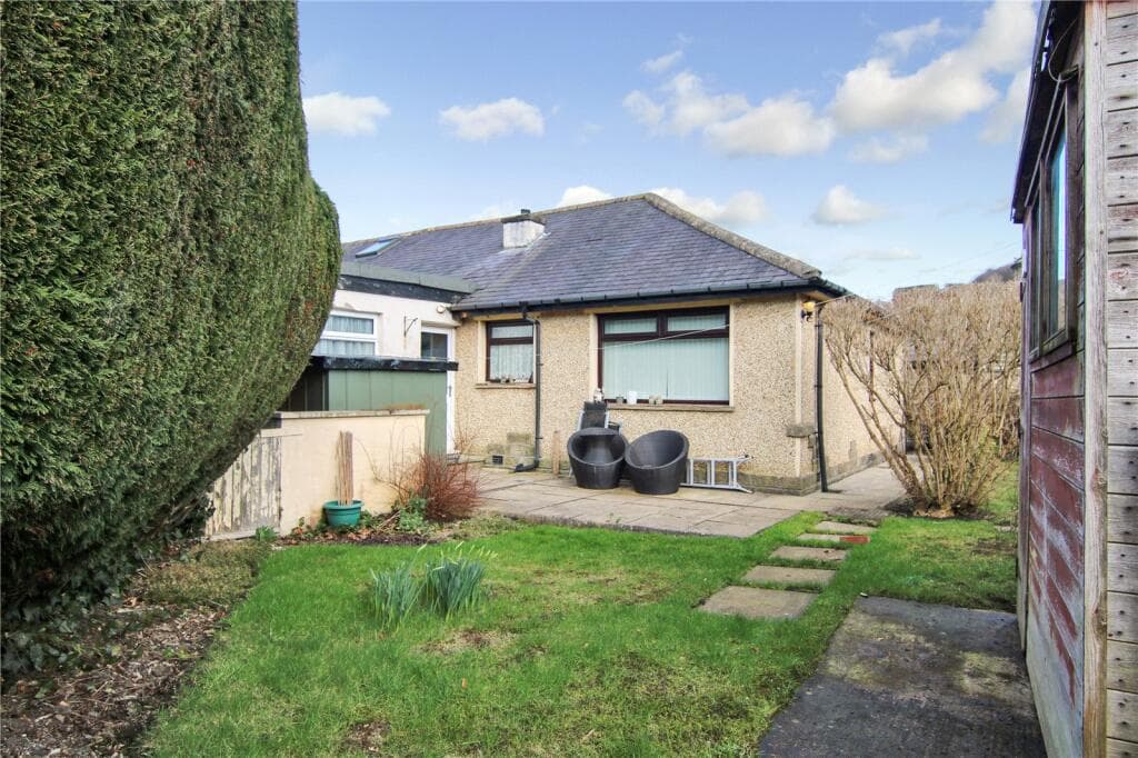 Hall Drive, Sutton-In-Craven, BD20 - Image 10