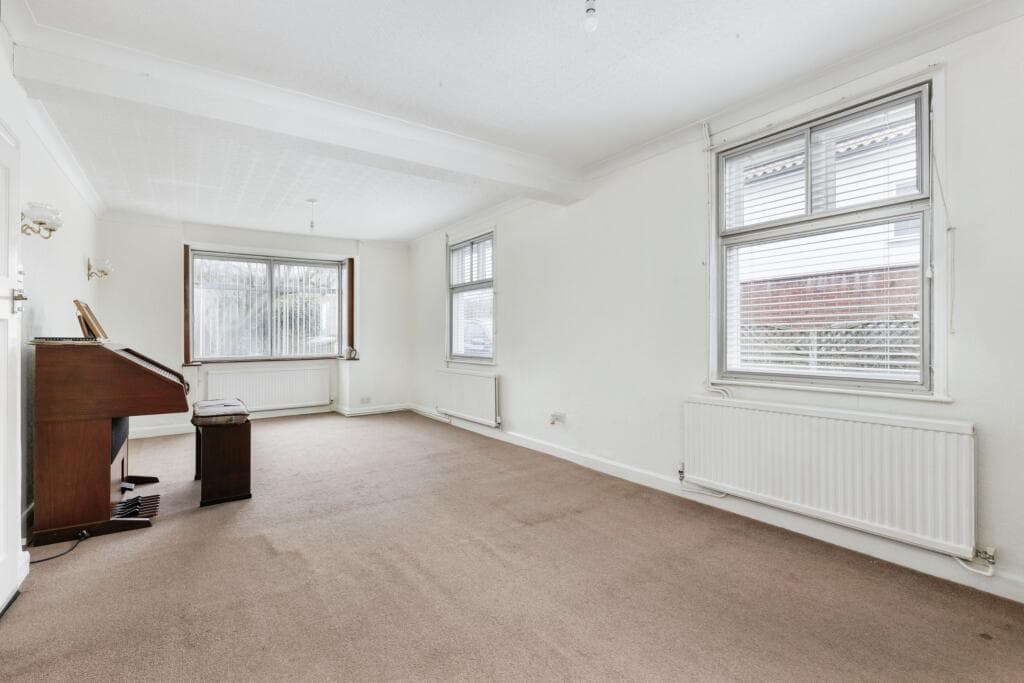 Norwich Road, WYMONDHAM, Norfolk, NR18 - Image 3