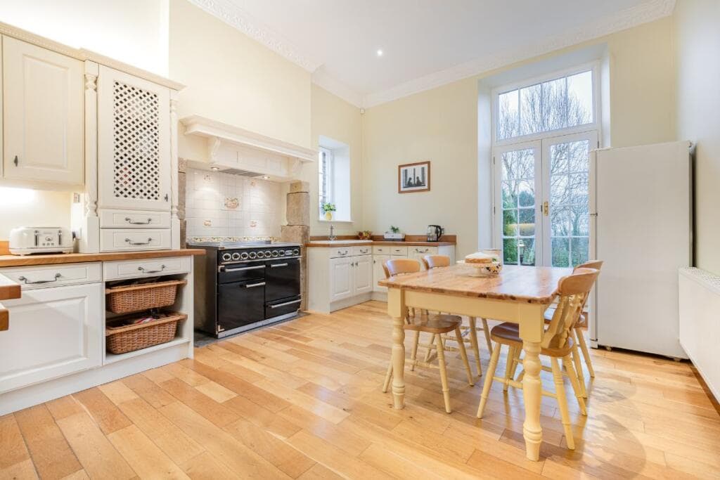 No. 2 Melling Hall, Melling, Carnforth, LA6 2RA - Image 3