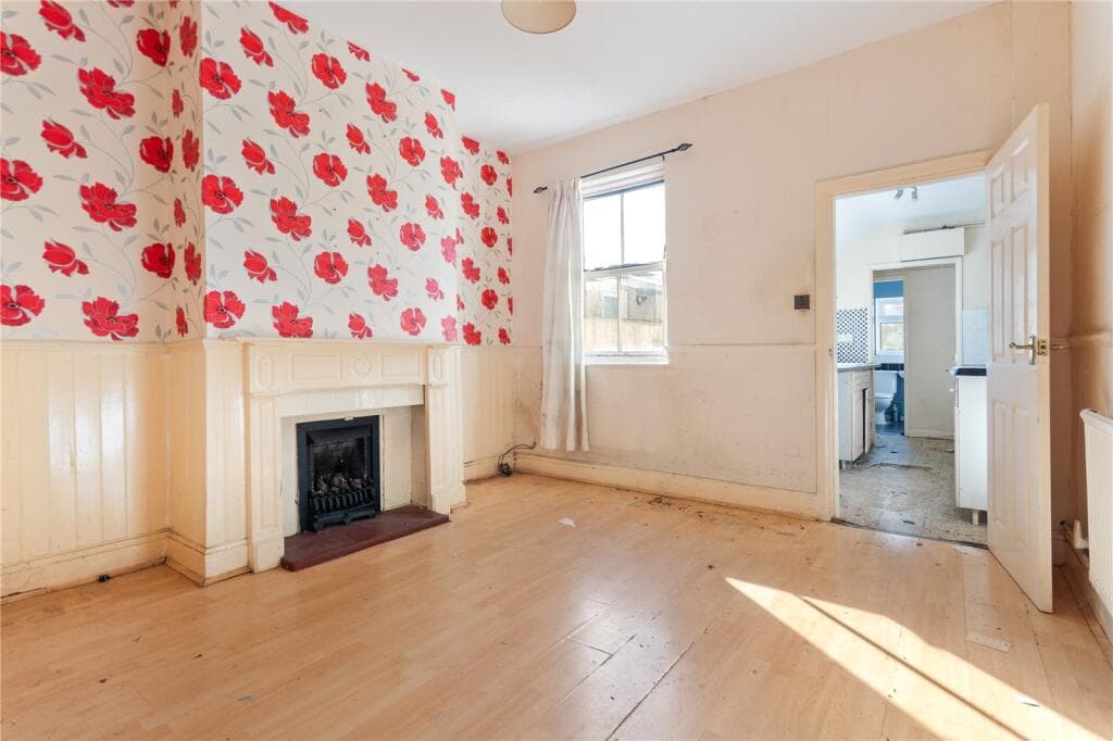 Macaulay Street, Grimsby, Lincolnshire, DN31 - Image 2