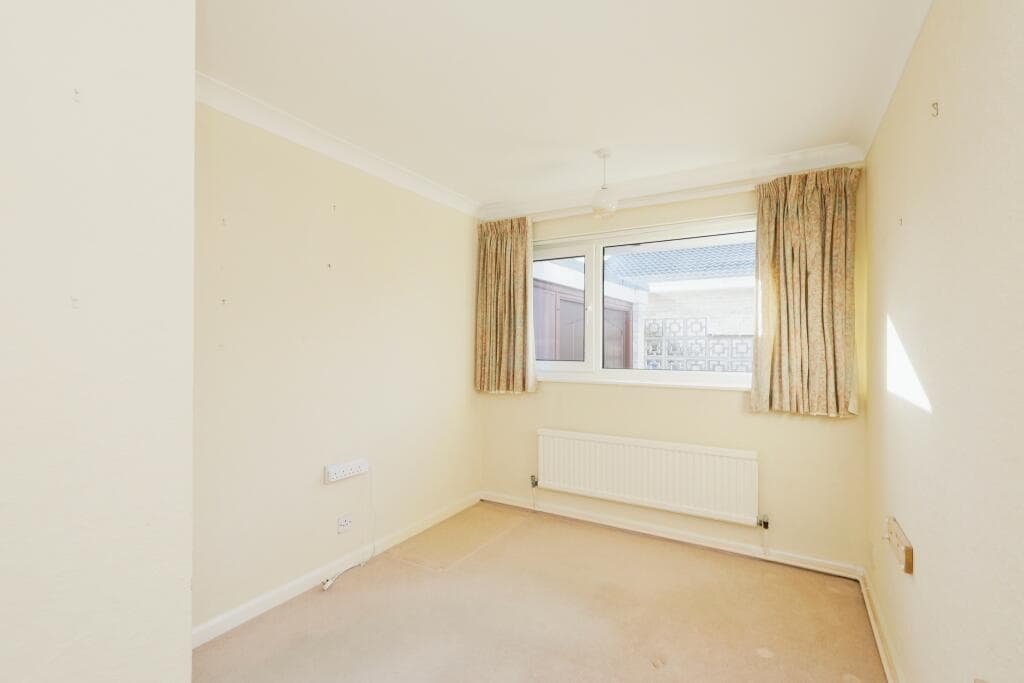 Doleswood Drive, Laughton, Sheffield, South Yorkshire, S25 - Image 10