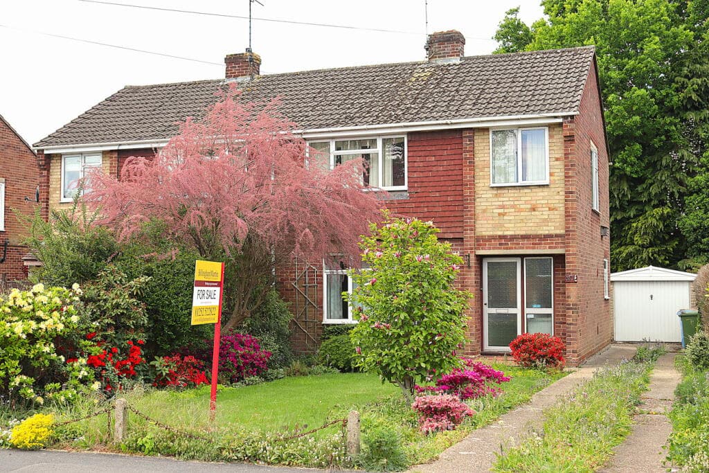 Giffard Drive, Farnborough, GU14 - Image 1