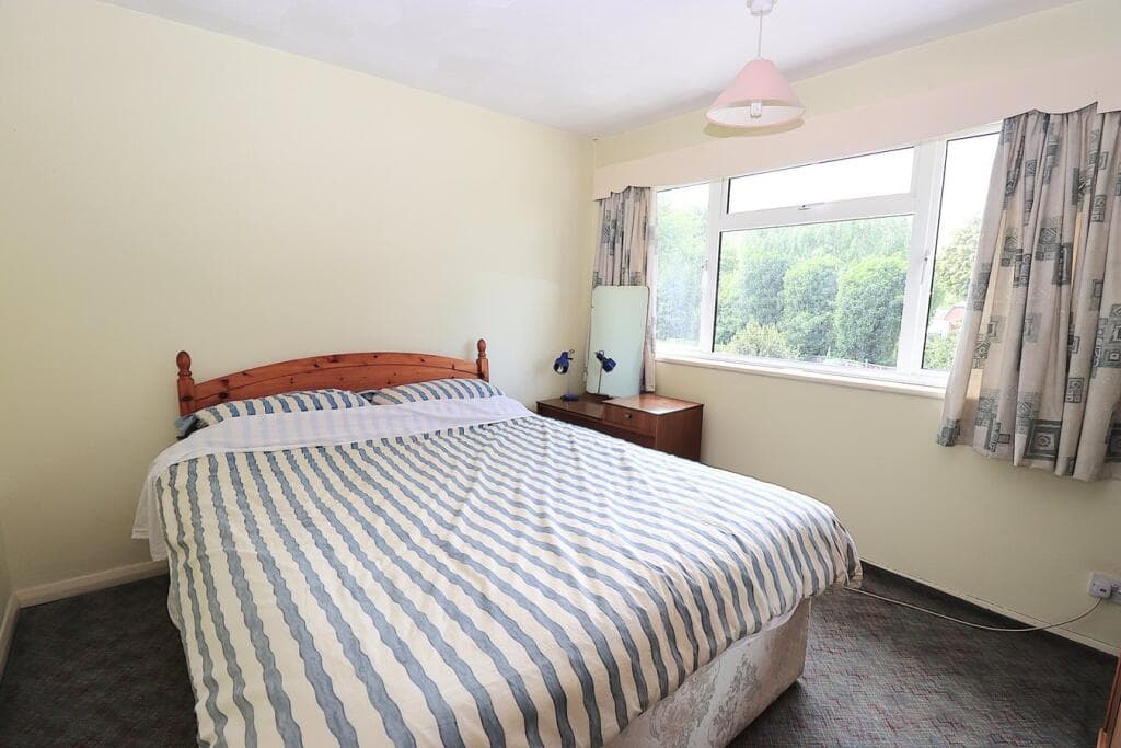 Giffard Drive, Farnborough, GU14 - Image 10