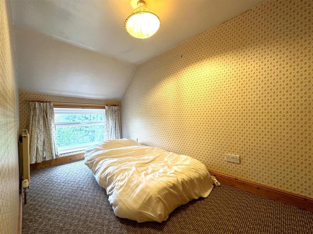 Glen Cottage, Low Street, Collingham, Newark - Image 11