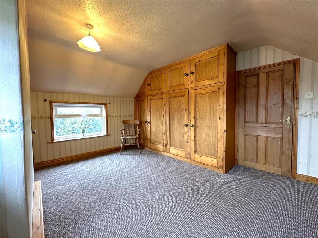 Glen Cottage, Low Street, Collingham, Newark - Image 9