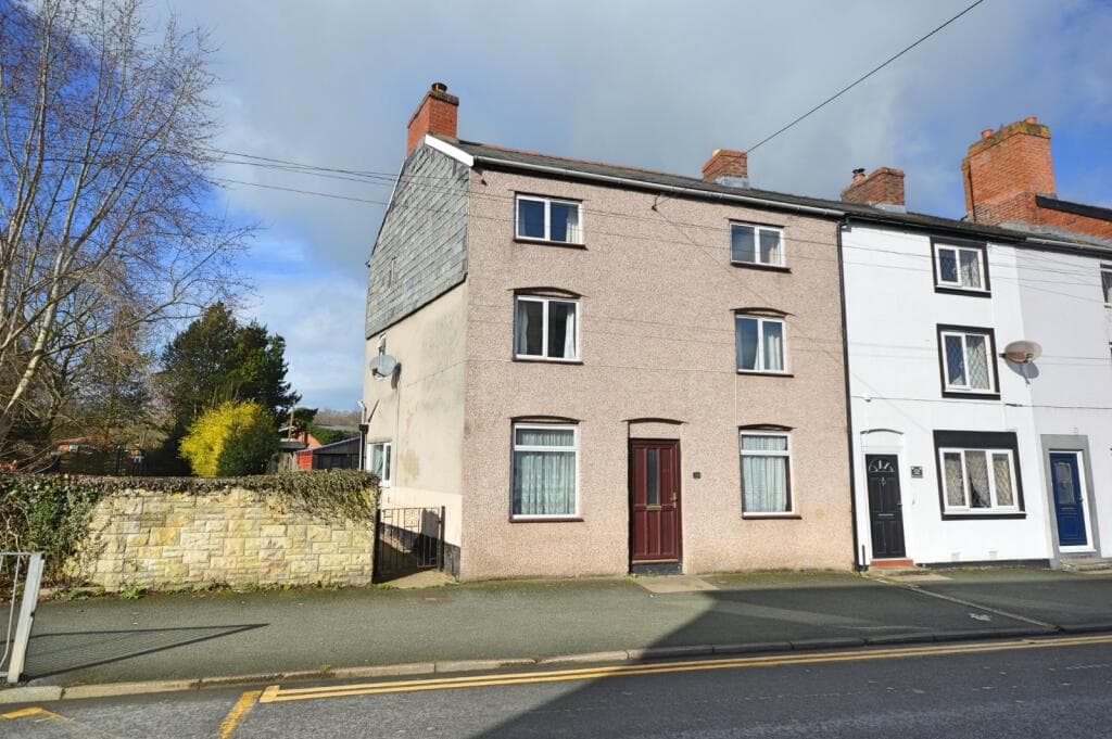 Park Street, Newtown, Powys, SY16 - Image 1