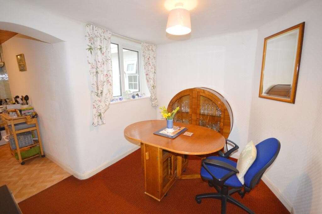 Park Street, Newtown, Powys, SY16 - Image 5