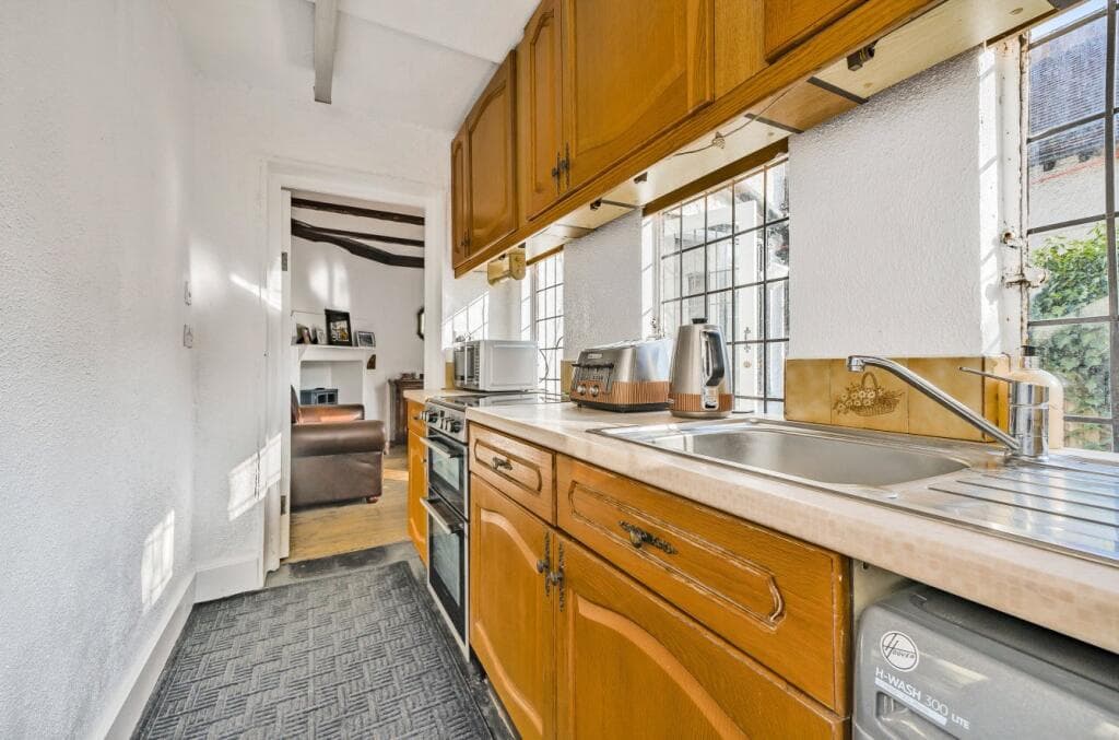 Highwood Hill, Mill Hill, London, NW7 - Image 11