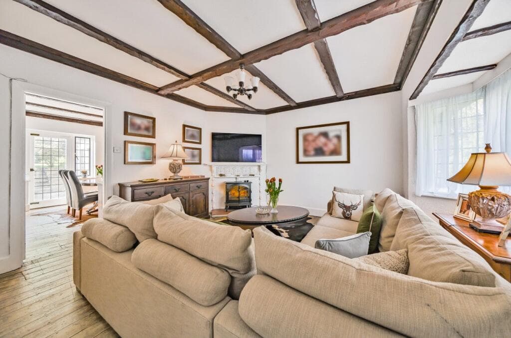 Highwood Hill, Mill Hill, London, NW7 - Image 3