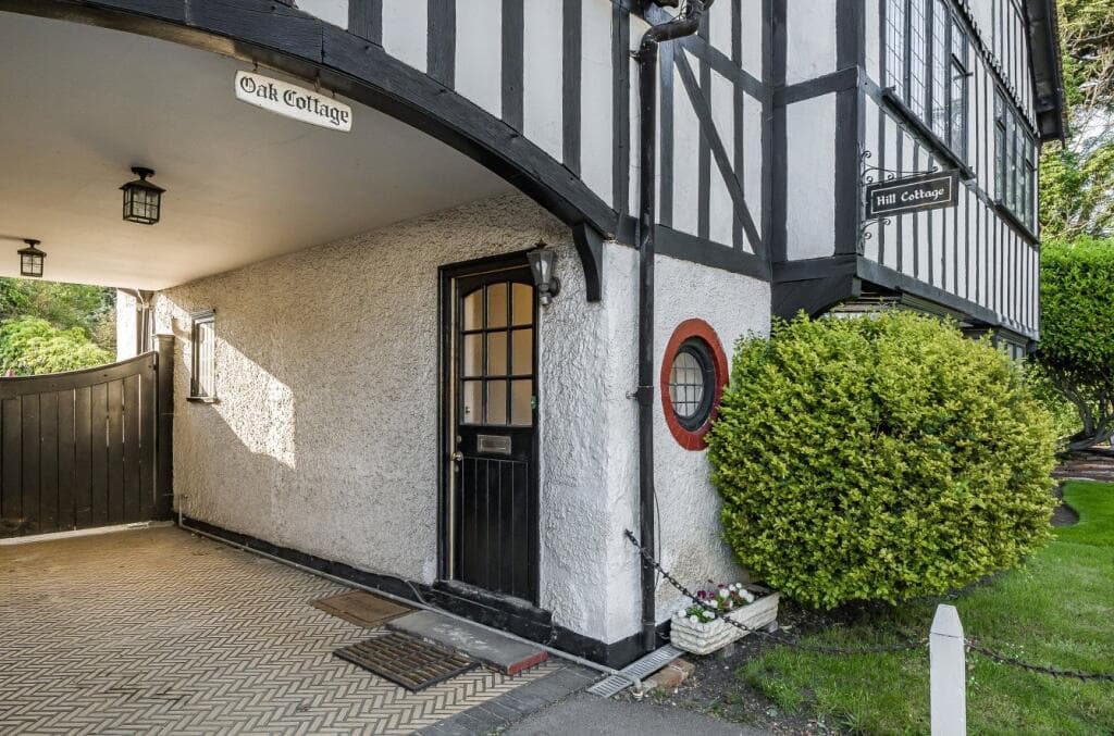 Highwood Hill, Mill Hill, London, NW7 - Image 4