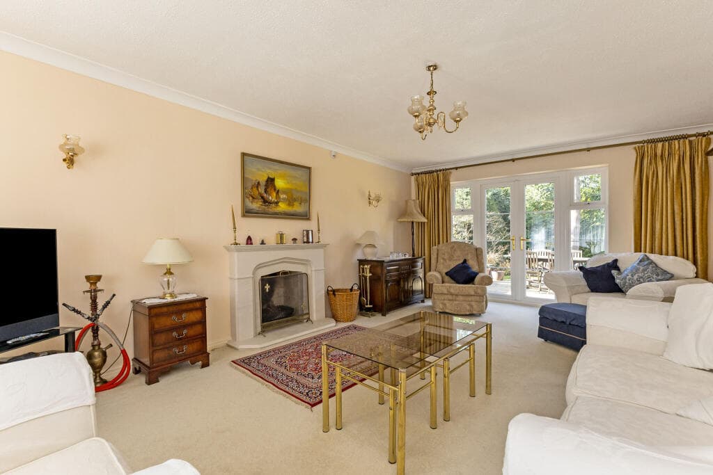 St. Huberts Close, Gerrards Cross, SL9 - Image 3