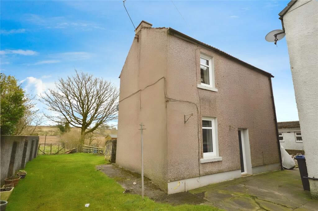 View property at Barkers Row, Frizington, Cumbria, CA26